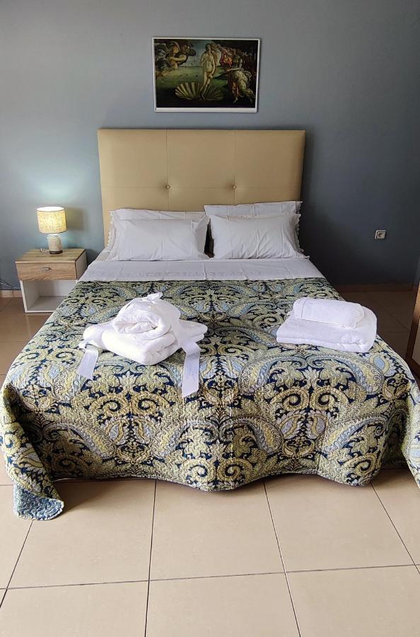 Hospitable Appartment In The Central Park, İskeçe Dış mekan fotoğraf